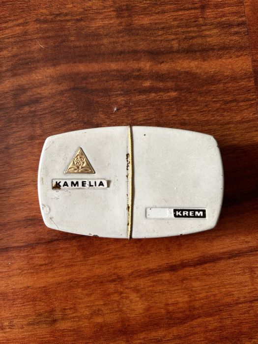 Stare pudełko po kremie Kamelia puszka vintage retro kolekcjonerska