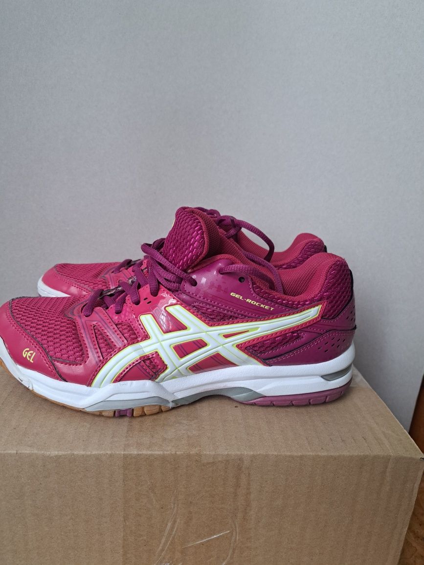 Кросівки жіночі Asics р39