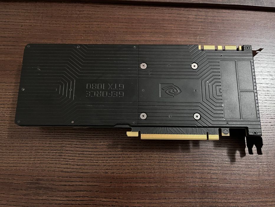 GTX 1080 Founders Edition 8 гб