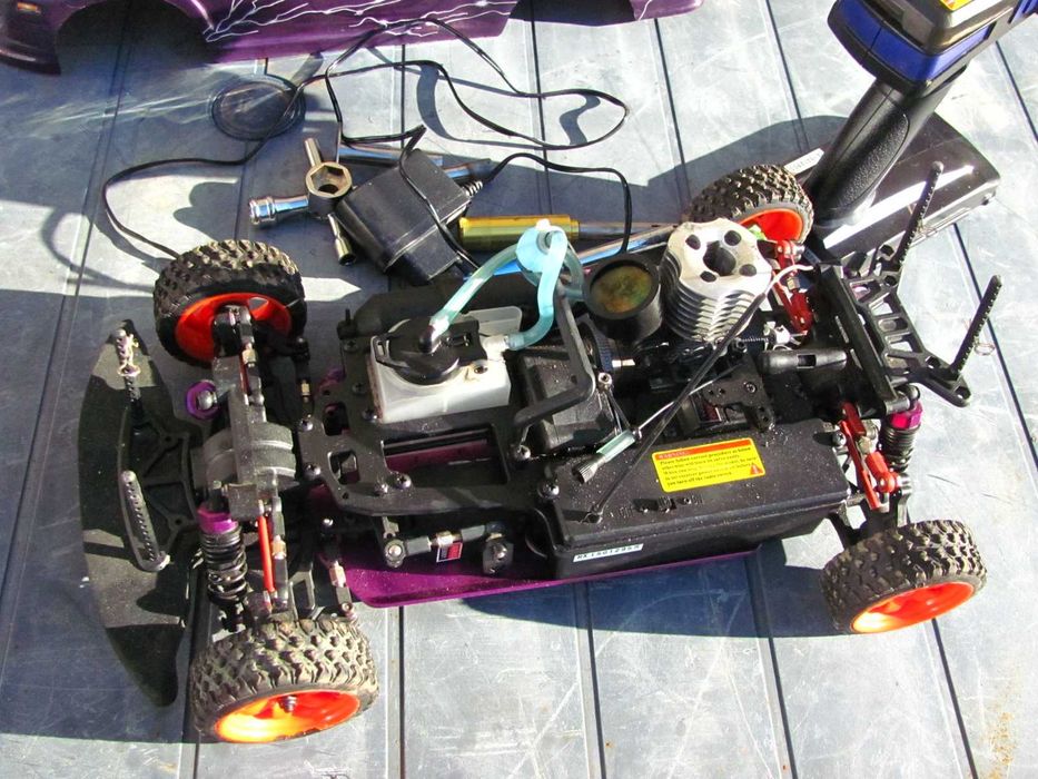 Samochód autko RC spalinowe NITRO na pilota zdalnie sterowany - zestaw