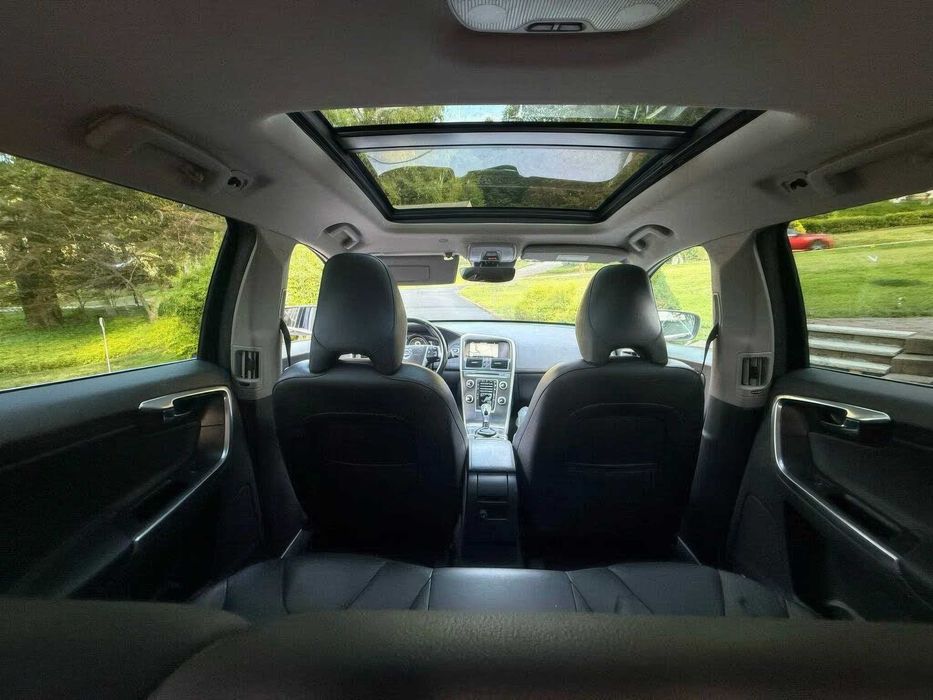 Volvo XC60 T6      2016
