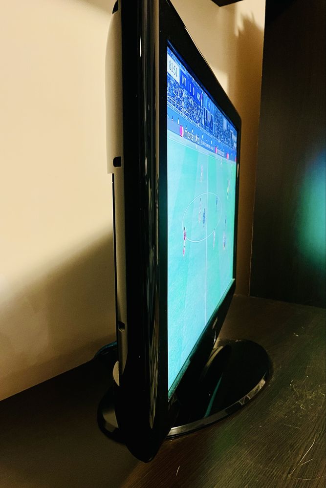 Telewizor Samsung 32” LCD - z opcją DOWOZU
