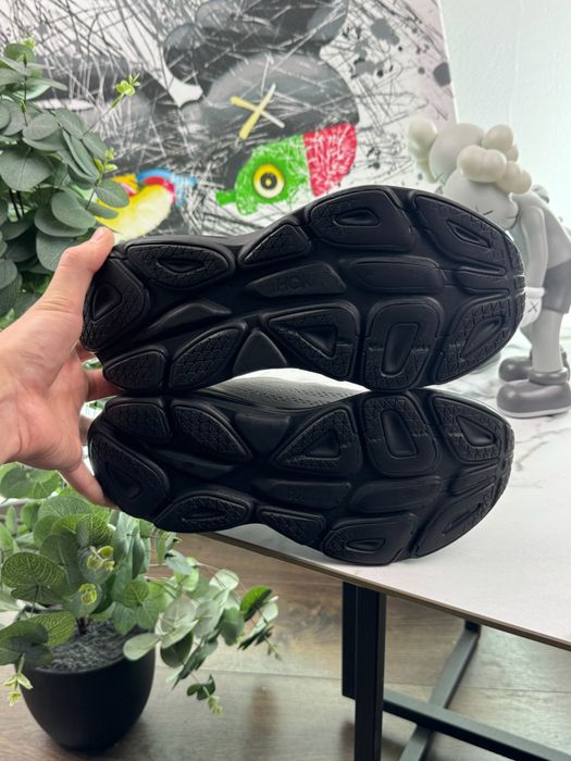 Кросівки Hoka Bondi 8 41 розмір Е6626