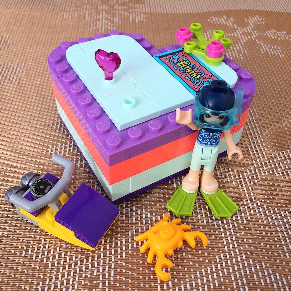 Lego Friends 41000 i 41355 Emma skuter + pudełko serce