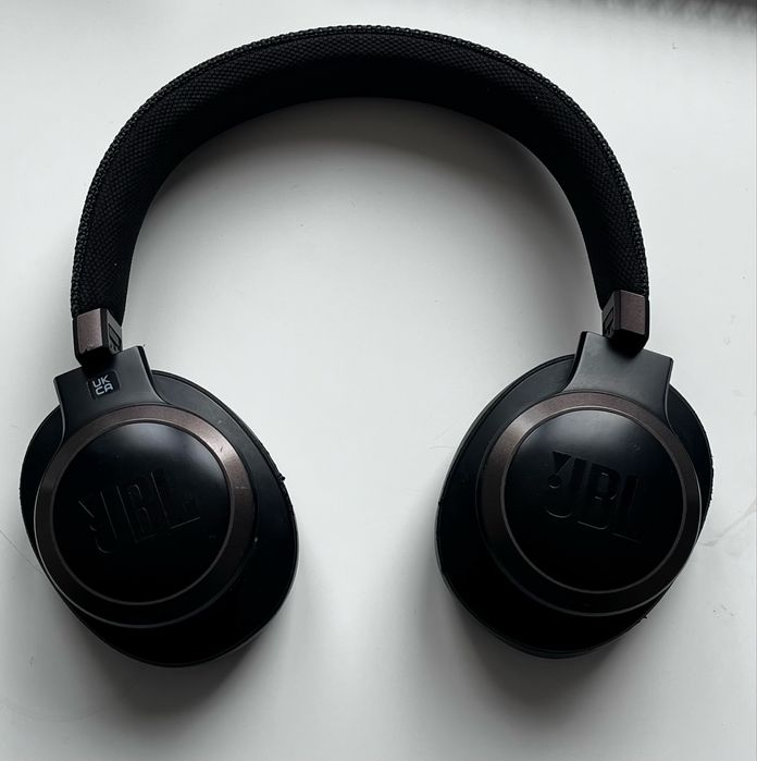 Sluchawki JBL LIVE 650BT