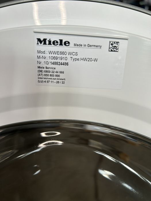 Пральна машина Miele WWE660 WCS