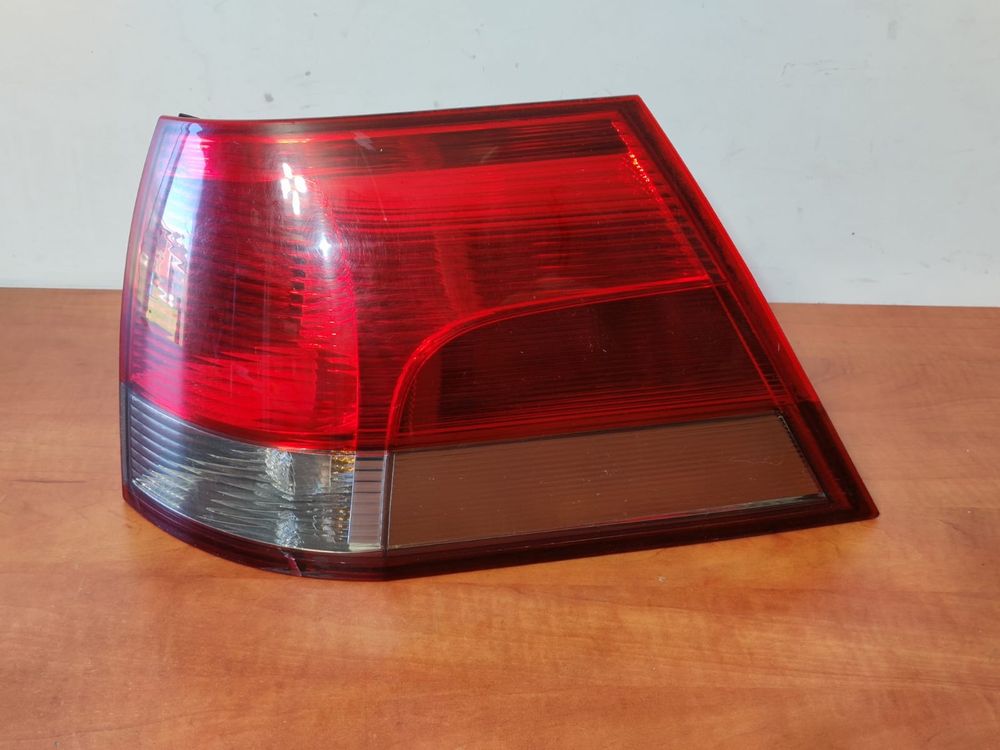 Lampa Prawy Tył Opel Vectra C Lift