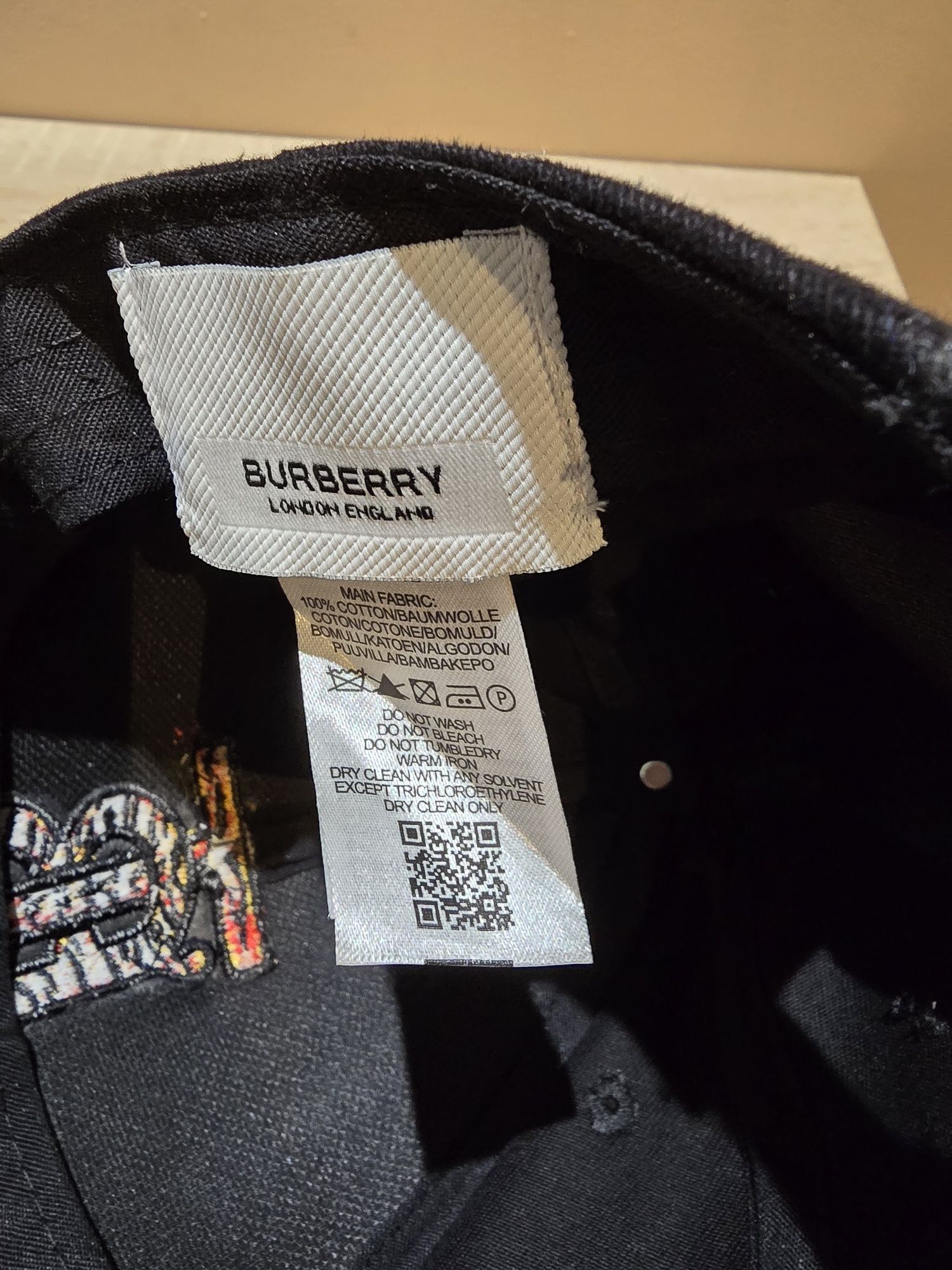 Burberry czapka exsclusive