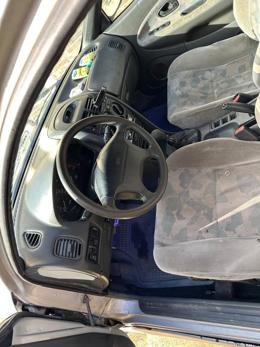 Продам Митсубиси харизма