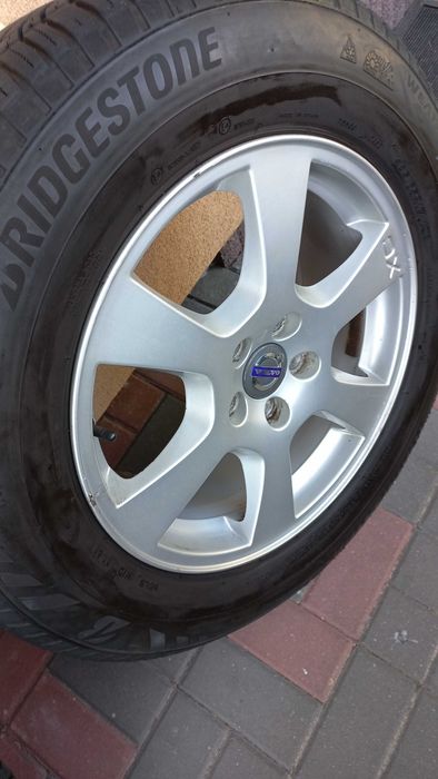 Felgi/Opony 17 cali do Volvo XC60 opony Bridgestone