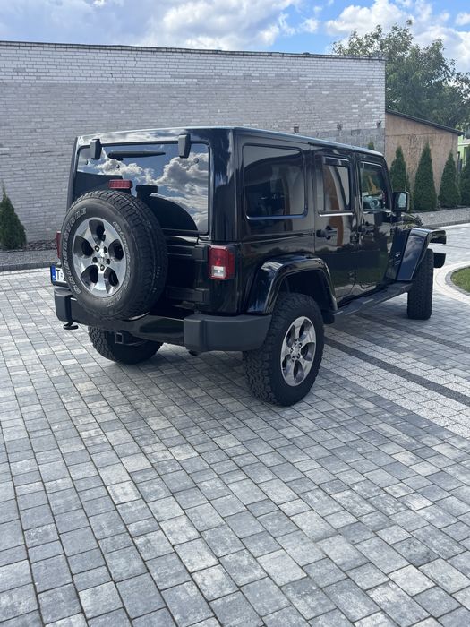 Jeep Wrangler SAHARA JK 2017 3.6 v6 !! 4x4 .!! USA !!