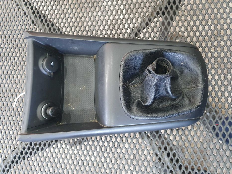 Panel ramka zapalniczka mieszek Hyundai i30 2008 r