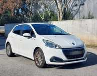 Peugeot 208 1.2 PureTech Signature
