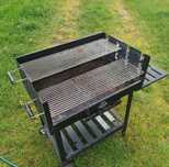 Grill węglowy Jamestown