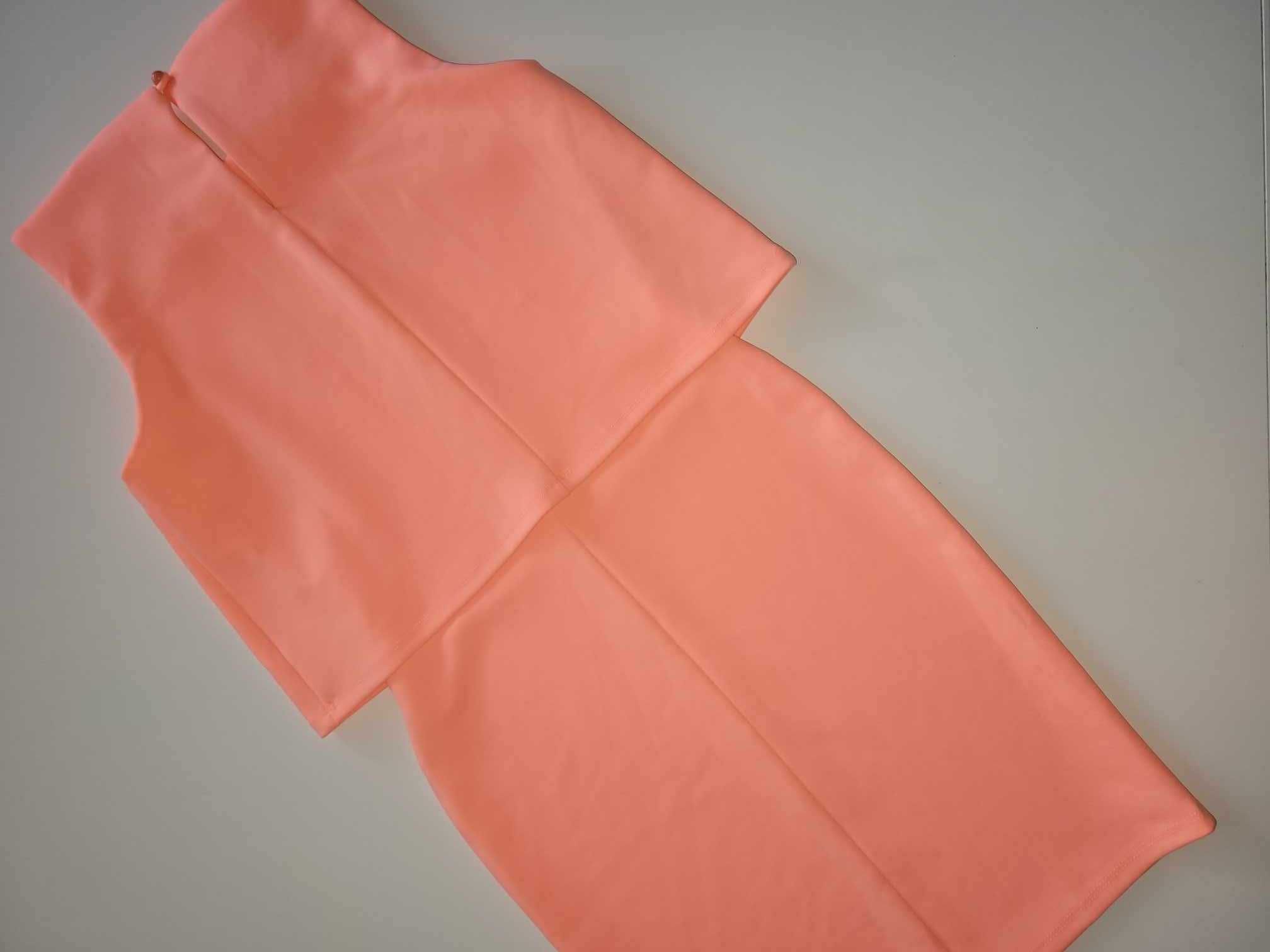 Sukienka damska ASOS – Neonowy hit