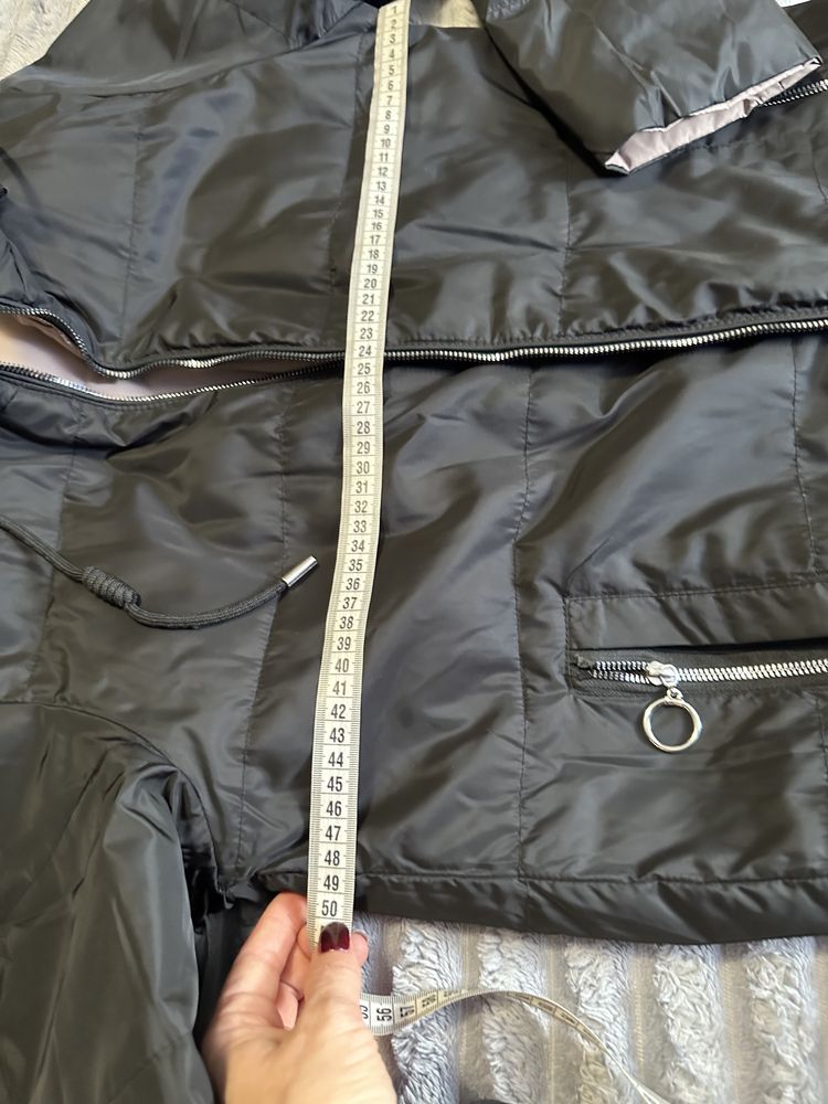 Двухсторонняя деми куртка черный - беж, есть утеплитель 150