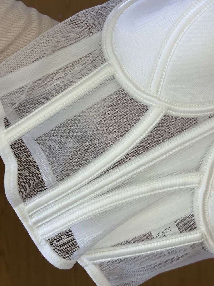 топи з сіточки white top