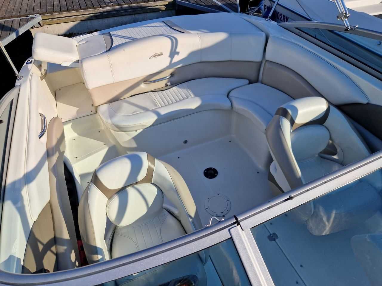 motorówka CARAVELLE 217 LS Mercruiser 5.0 MPI 260 HP