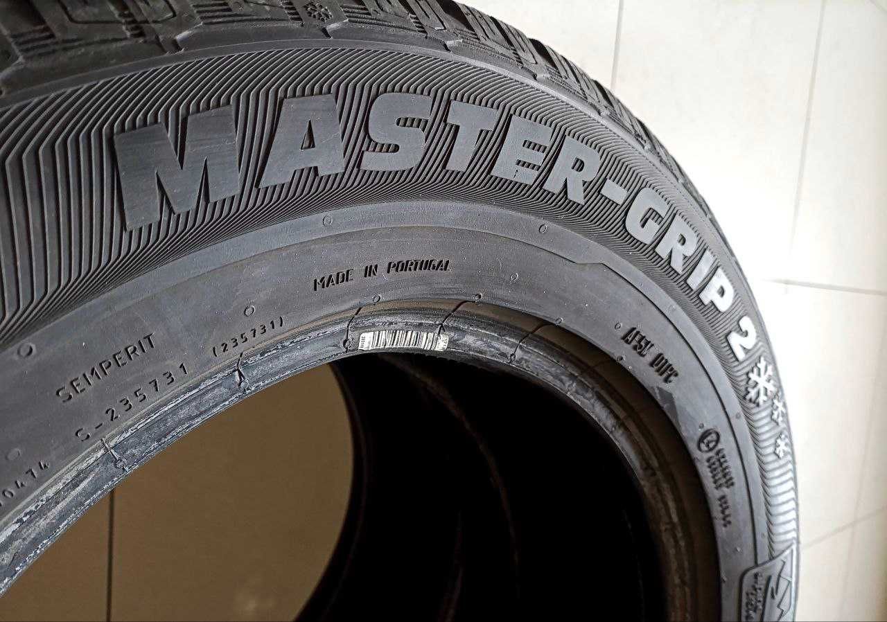 Комплект шин 215/65R16 98H Semperit Master-Grip 2