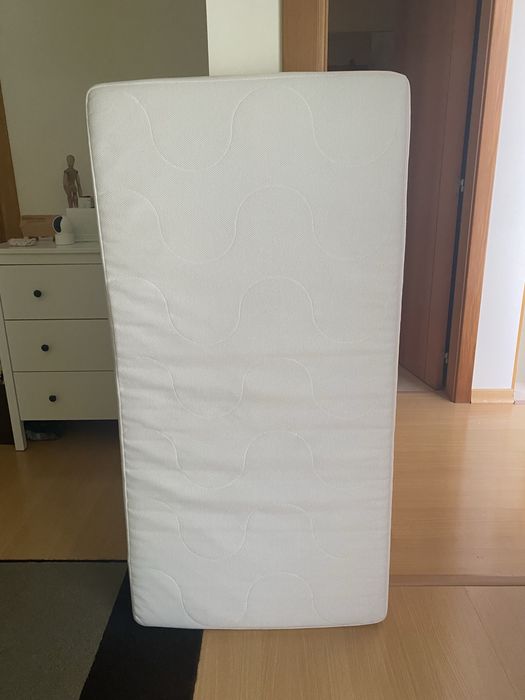 Colchão de berço Ikea