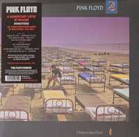 Продам вінілову платівку Pink Floyd-  A momentary lapse of reason