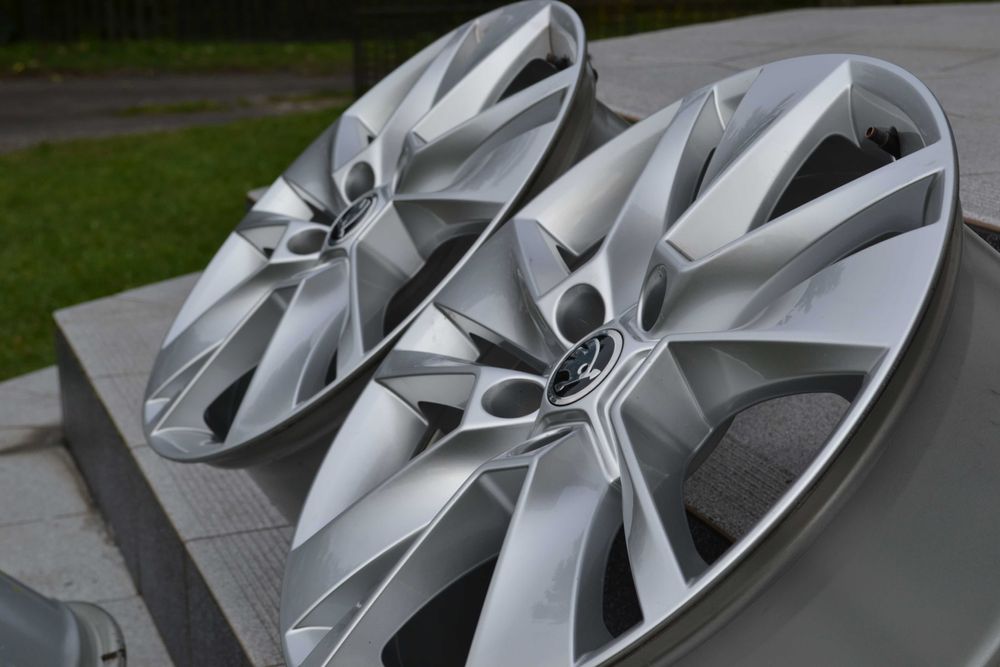 Alufelgi 5x112 Skoda 18 Cali Oryginalne stan bardzo dobry