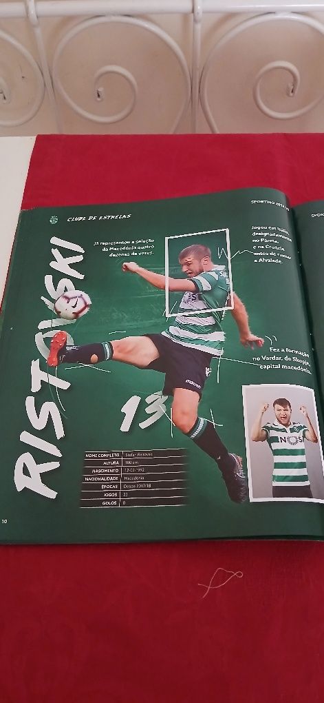 Caderneta Sporting 2018/2019, completa