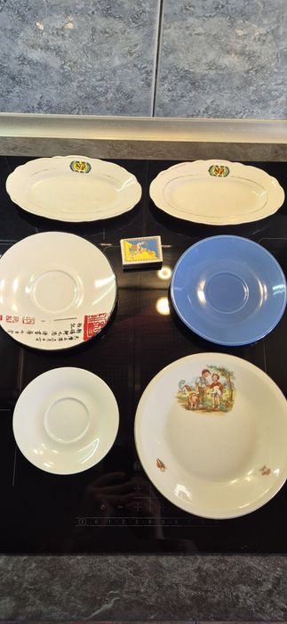Тарелка и блюдца всем лотом