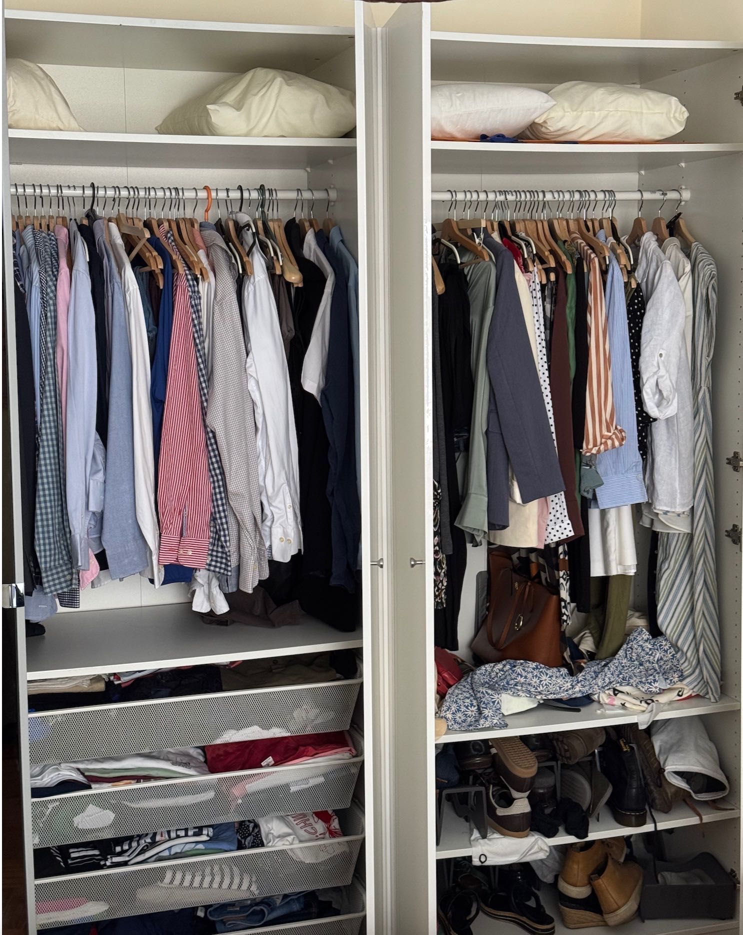 Roupeiro/ Wardrobe Ikea PAX/Fardal - 2m (L/W) x 2,36m (A/T)