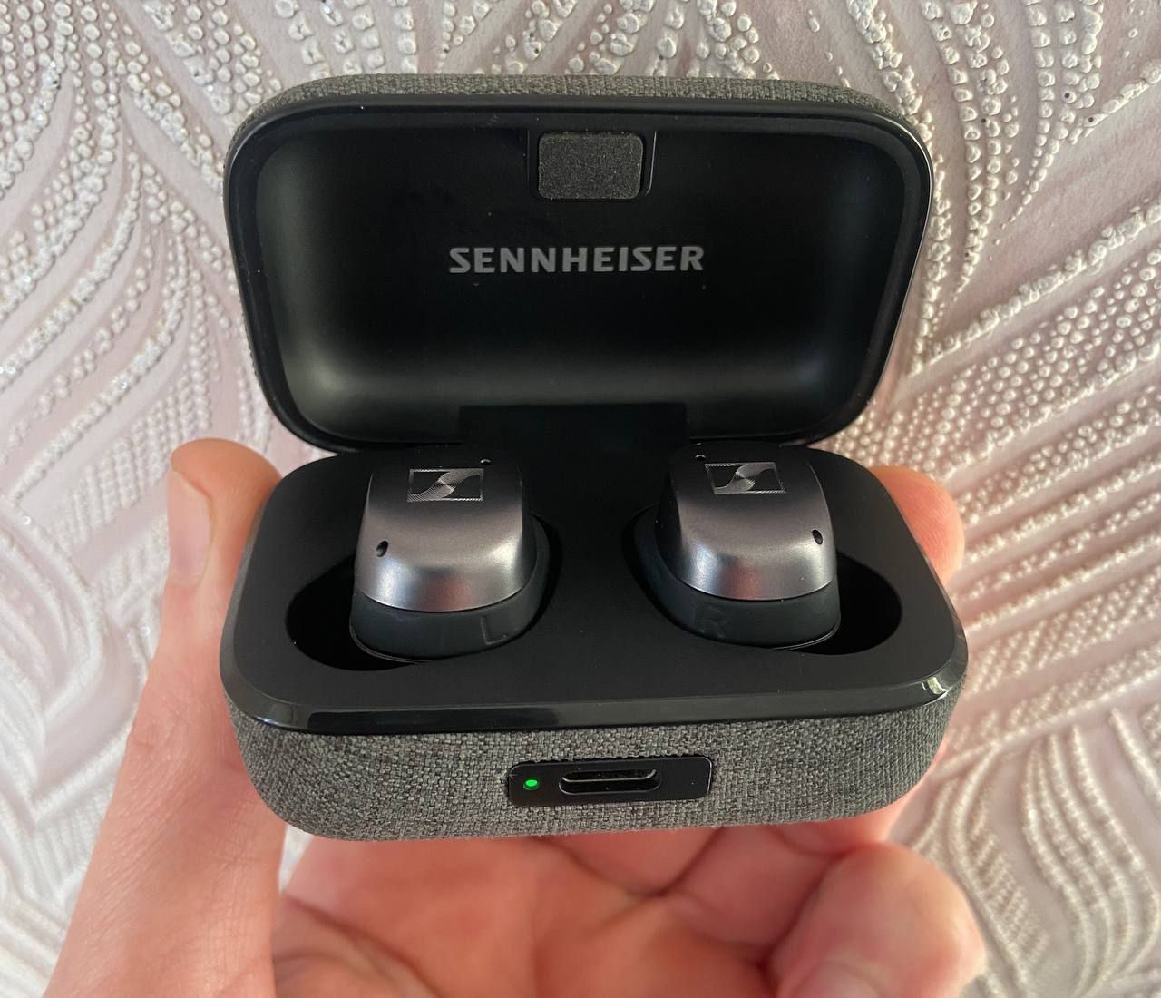 Наушники Sennheiser Momentum True Wireless 3