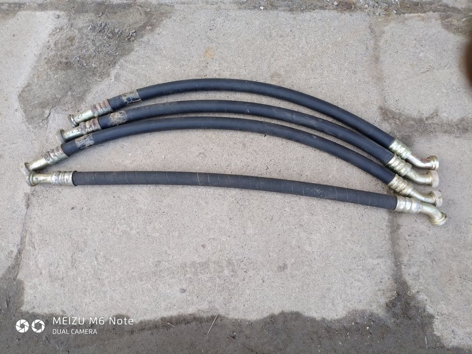Продам шланги на KOMATSU.