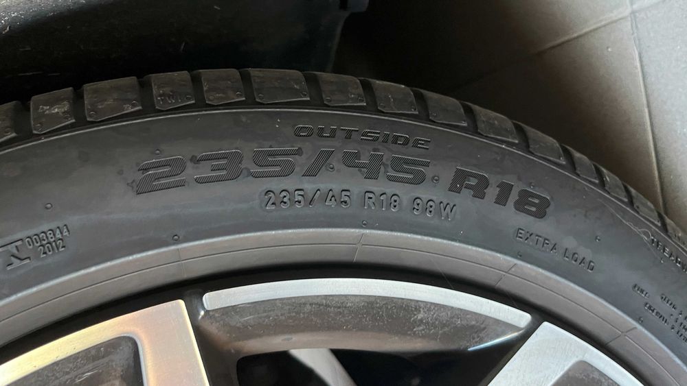 4x Pirelli Cinturato P7 (P7C2) 235/45 R18 98W 1919 homologacja Volvo