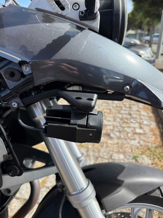 Suporte para faróis auxiliares BMW R1200Gs K25