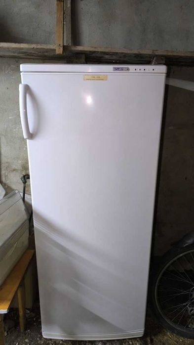 Продам морозильну камеру АТЛАНТ