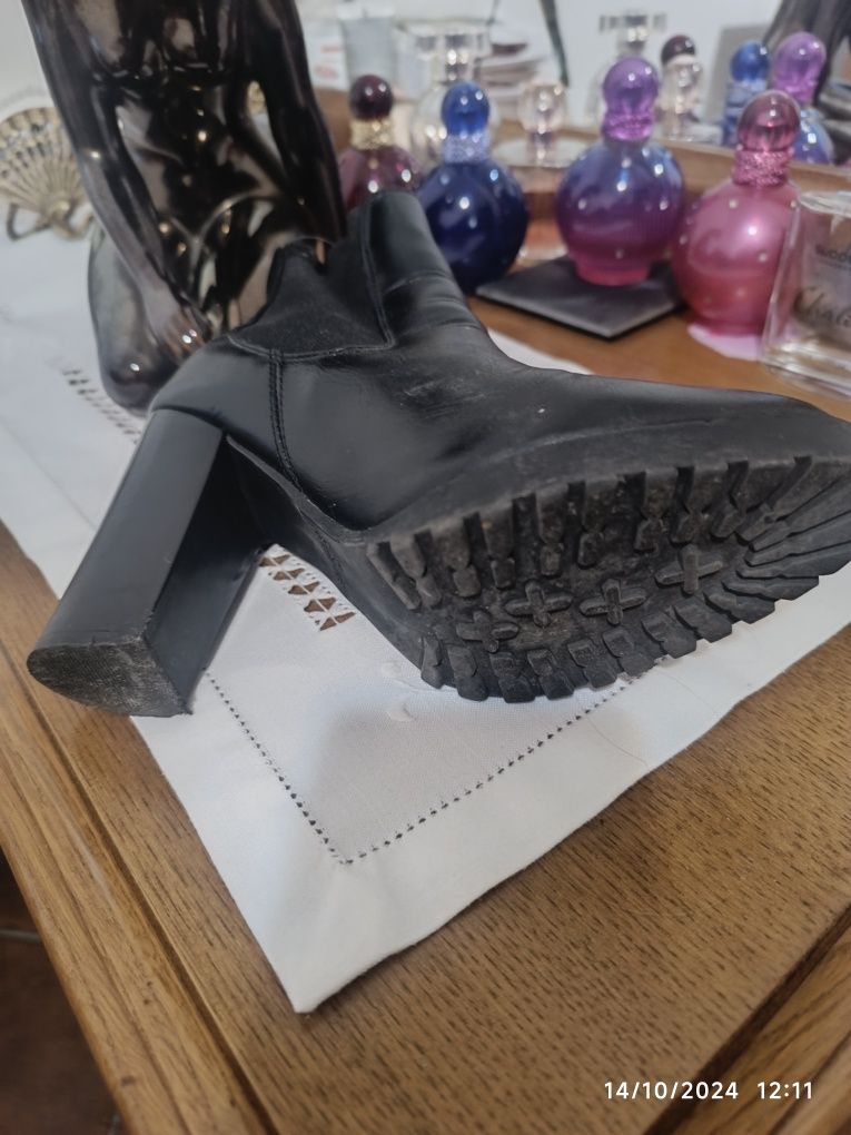 Botas pretas T-36
