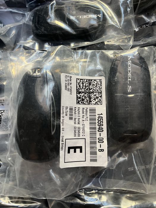 Ключ TESLA 1455940-00-B usa . Ключ карта My,M3
