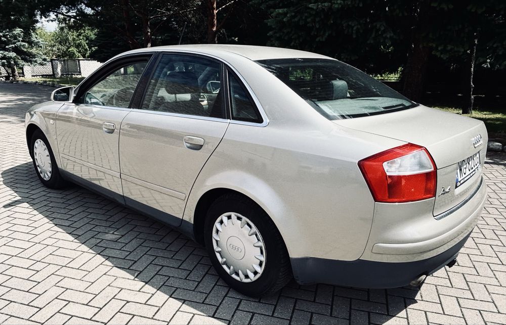 Audi A4 bardzo ładnie zachowana benzyna