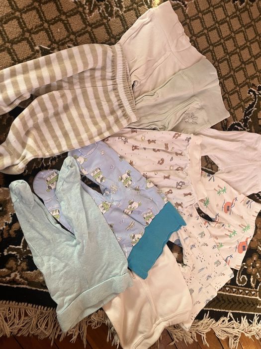 Віддам дитячий одяг на хлопчика 0-3 місяці