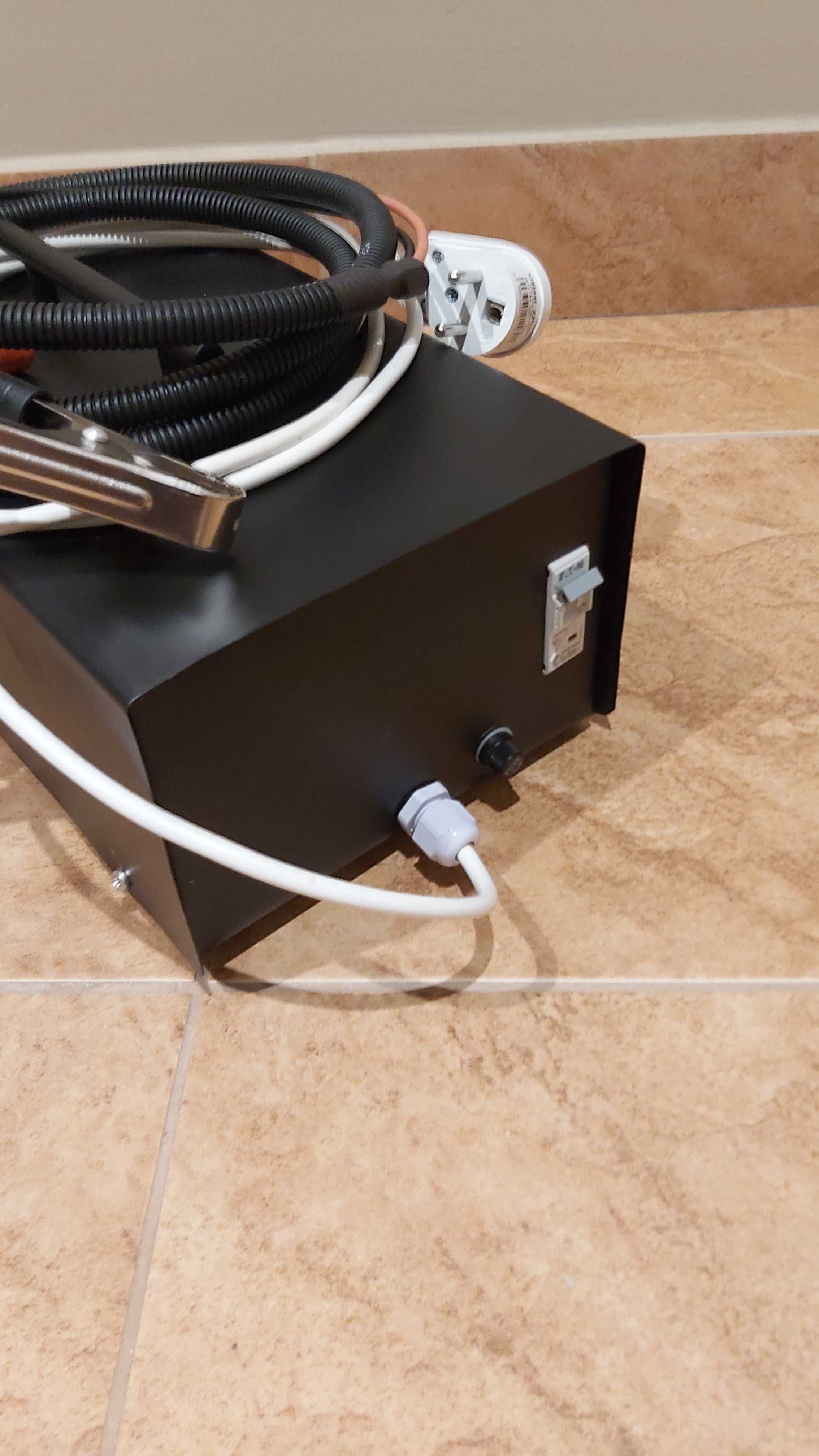 Prostownik ładowarka 12V 20A automat agm żel