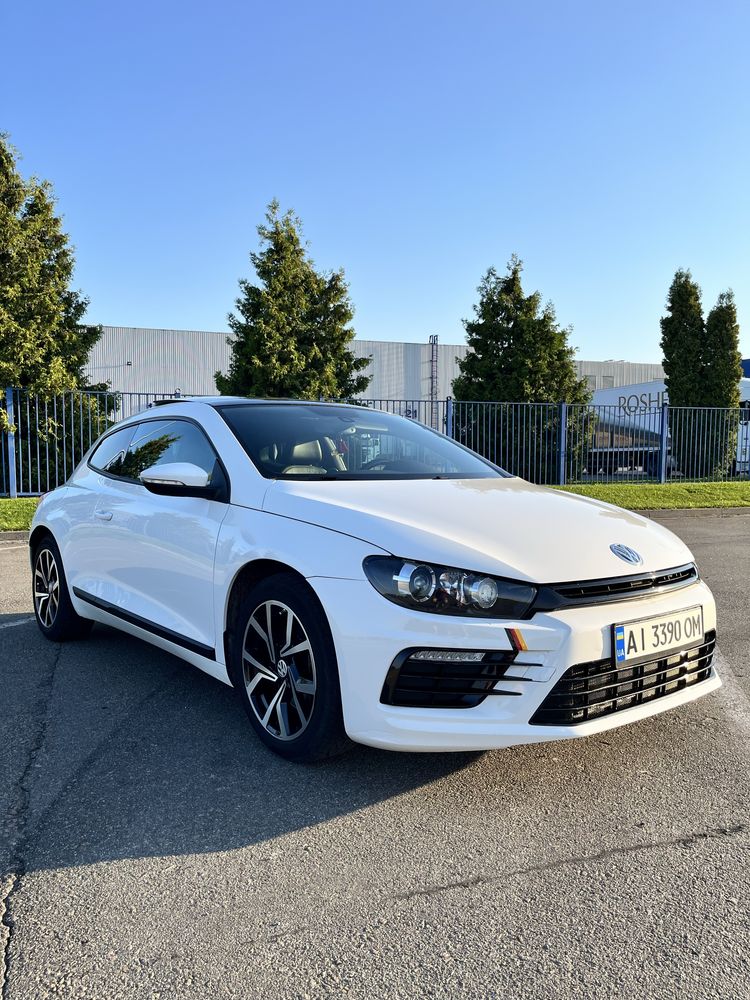 Volkswagen Scirocco 2.0 tsi