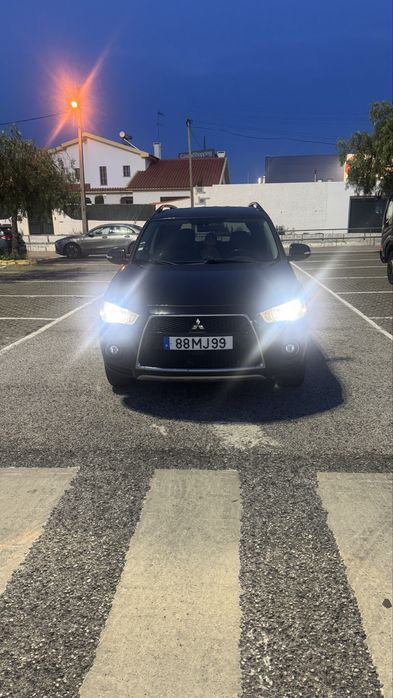 Mitsubishi outlander