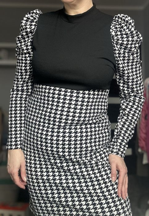 Sliczna sukienka w pepitke rozmiar xl
