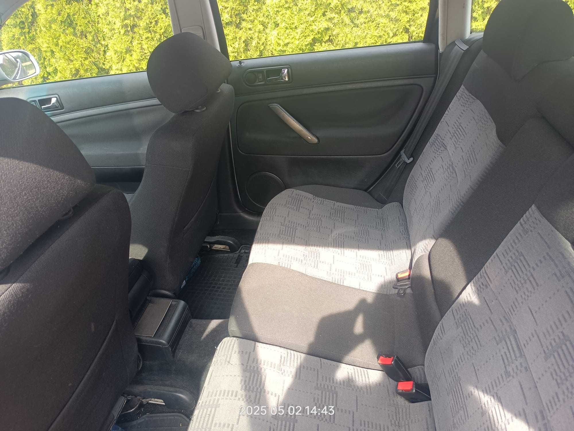 Sprzedam Volkswagena passata b5 1,9 TDI 110 KM