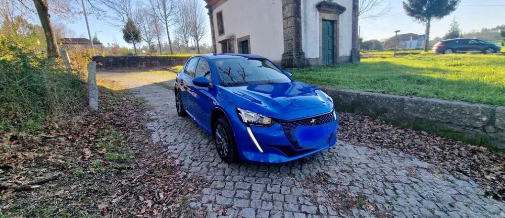 Peugeot e-208 Allure iva dedutivel