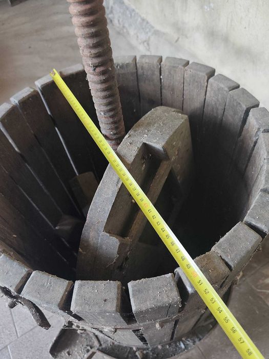 Prensa de vinho com acessórios