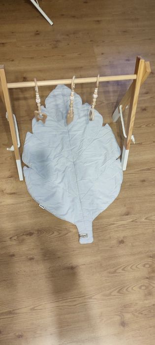 Baby gym stojak edukcyjny