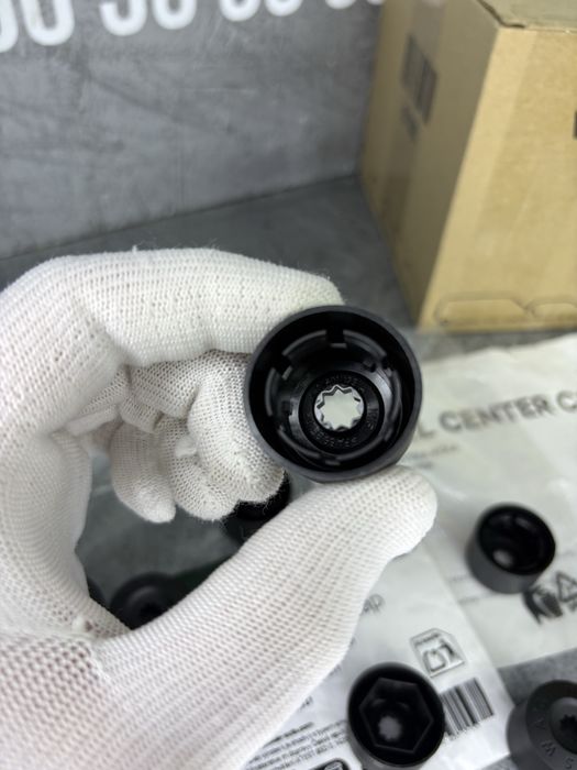 Ковпачки в болти VAG Original Volkswagen Skoda 17 MM 1K0-601-173-9B9