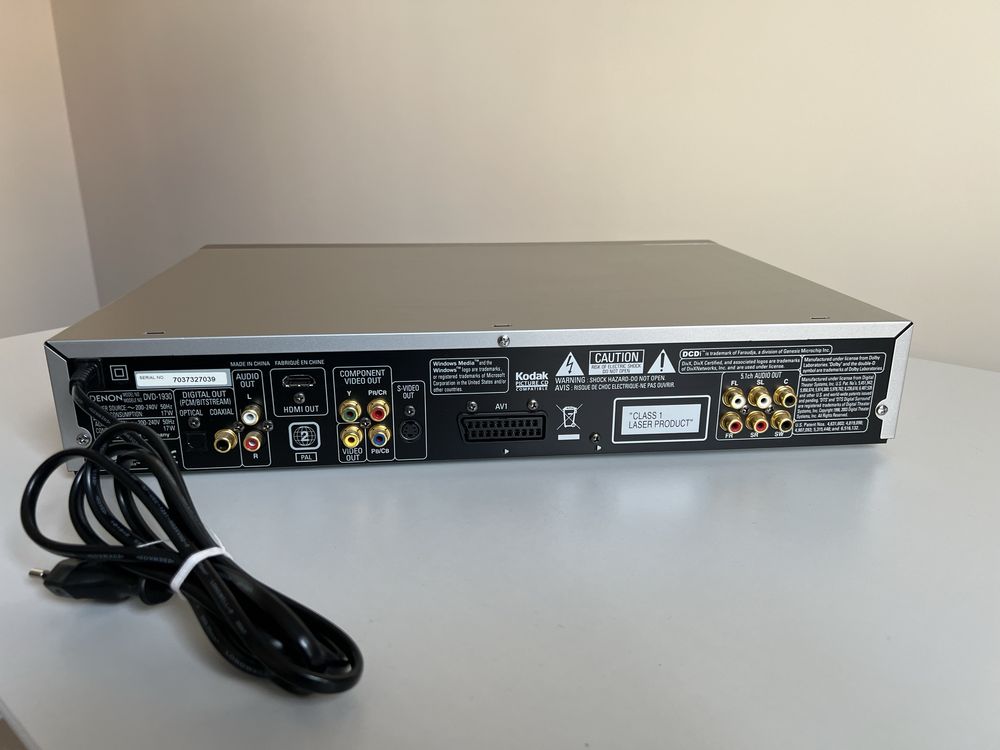 DVD програвач DENON -1930