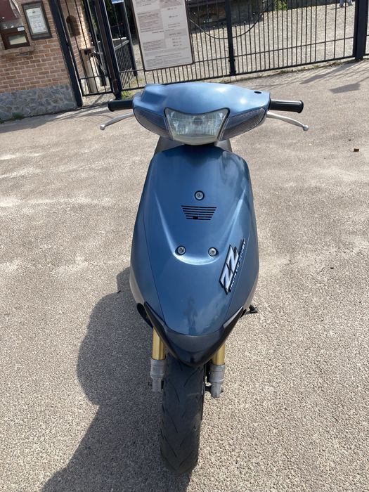 Продам скутер Suzuki ZZ inch up sport