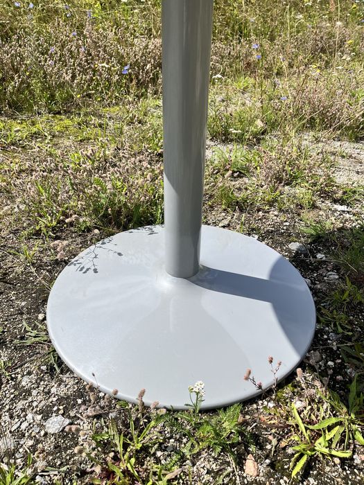 Dwa stoły stół stoliki stolik dreniany okrągły srebrny